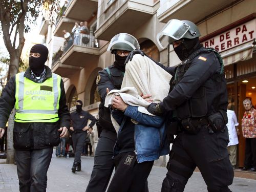 Intervención policial ante la llegada de musulmanes yihadistas a Cataluña.
